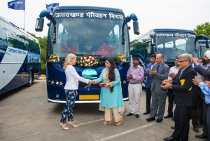 Ms. Anna Johansson handing over keys of Volvo coaches to Ms Jasdeep Kaur...