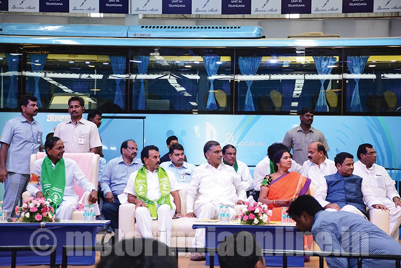DeccanAutoBus-pic-1