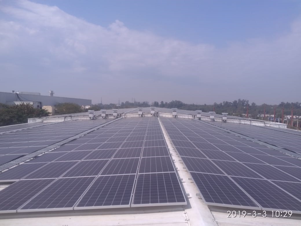 https://www.motorindiaonline.in/wp-content/uploads/2020/04/Image-1-Solar-Modules.jpg